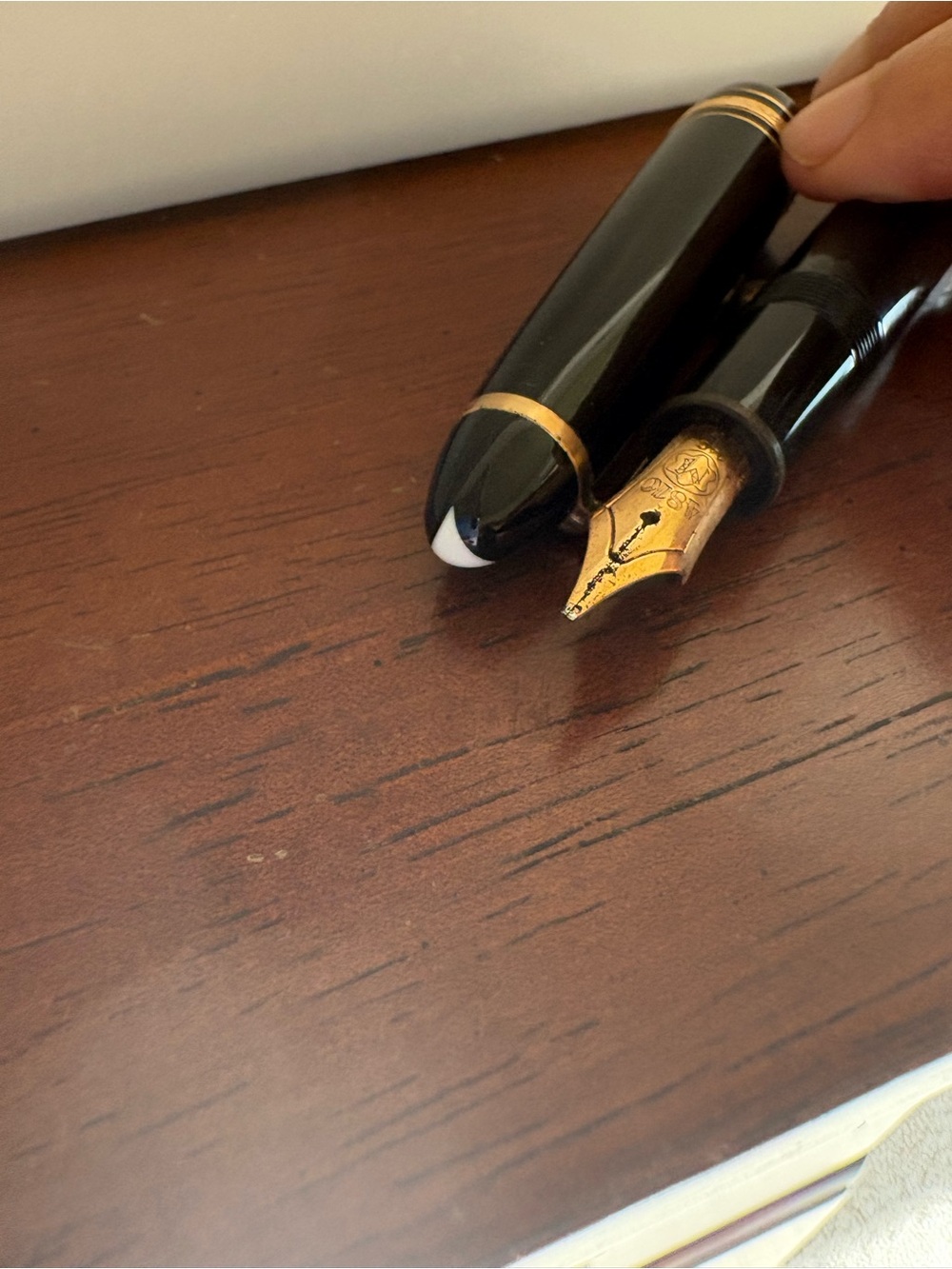 Montblanc Meisterstück 146 Fountain Pen 14K Gold Nib Box